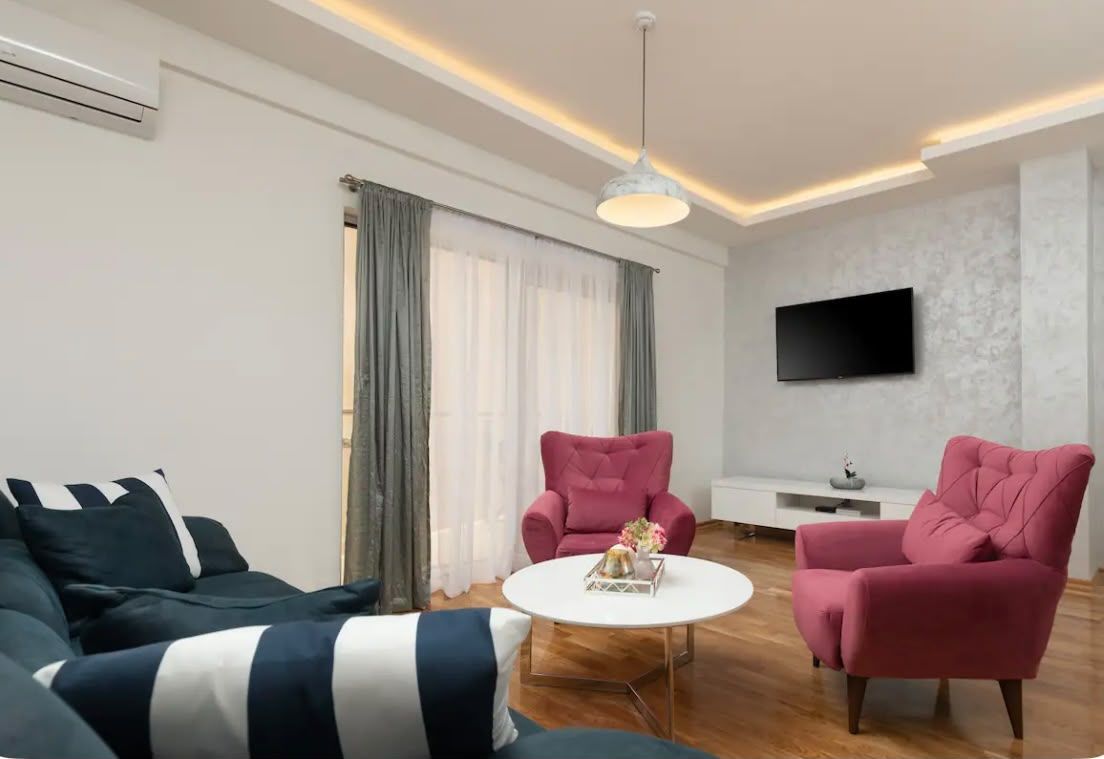 Prodaja dvosobnog stana 71 m² sa garažom 14 m² – 200 m od mora i Slovenske plaže, Budva - Amfora Real Estate