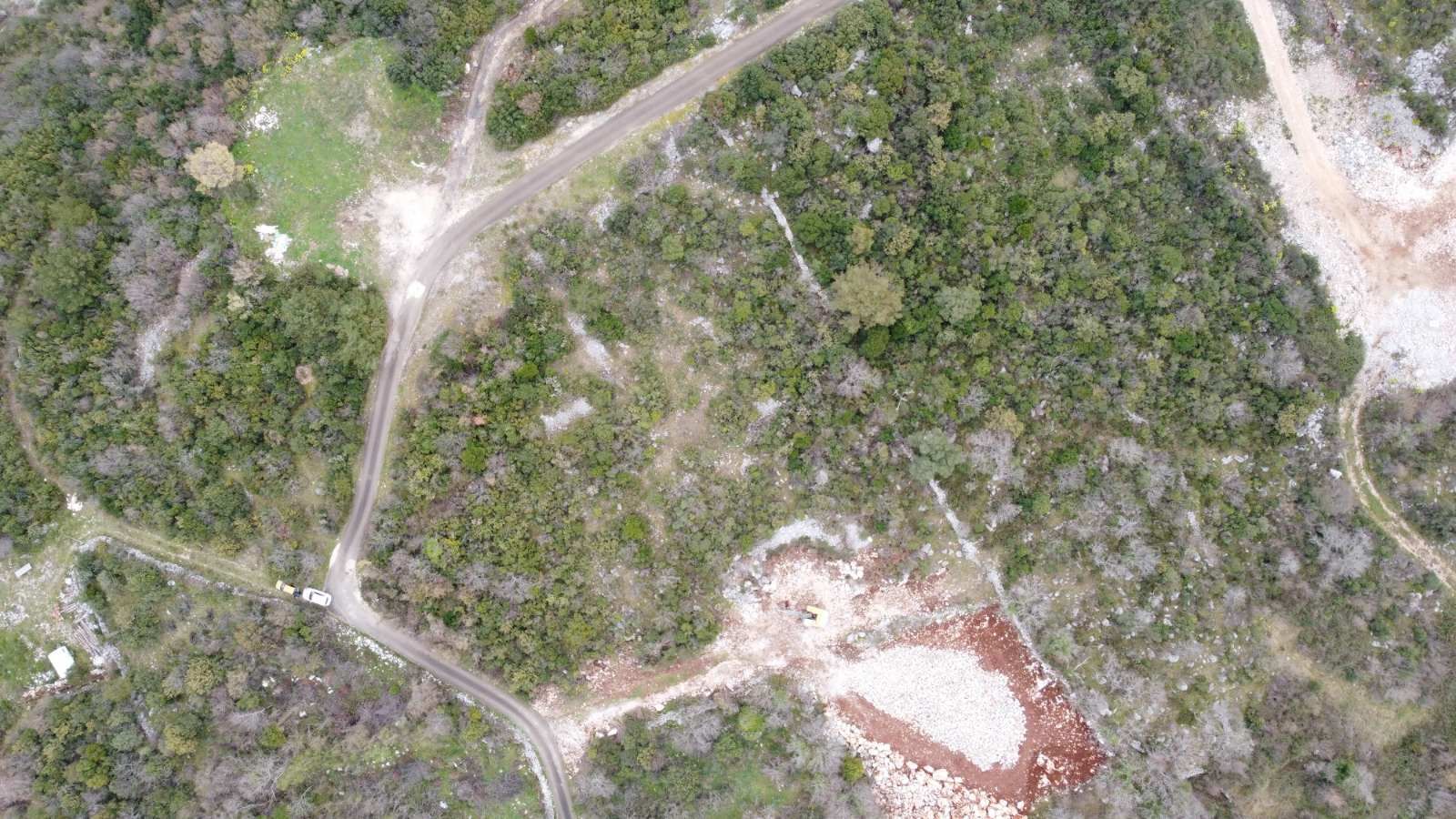 PLACEVI NA PRODAJU, GRBALJ - Amfora Real Estate