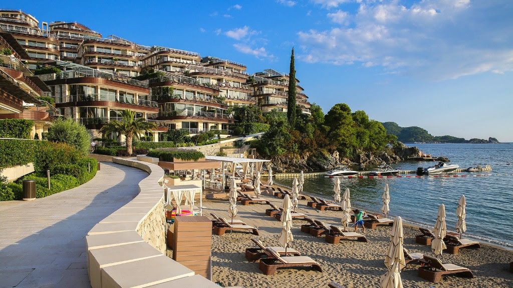 DUKLEY GARDENS- elitno naselje sa vilama i penthouse apartmanima. - Amfora Real Estate