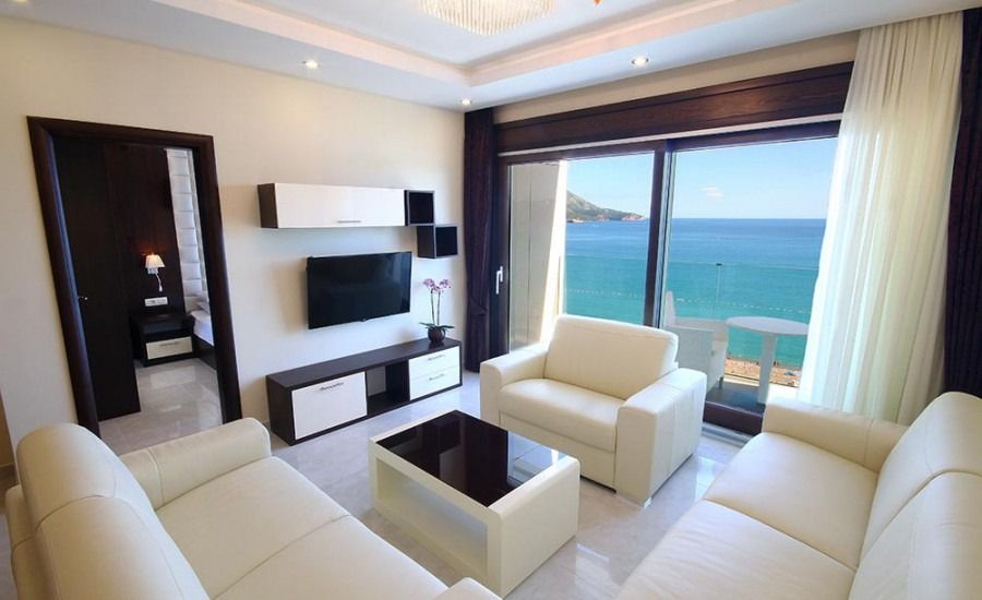 Ekskluzivna ponuda! Luksuzni apartmani sa nevjerovatnim pogledom na more na atraktivnoj lokaciji! - Amfora Real Estate