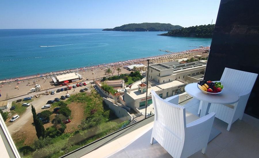 Ekskluzivna ponuda! Luksuzni apartmani sa nevjerovatnim pogledom na more na atraktivnoj lokaciji! - Amfora Real Estate