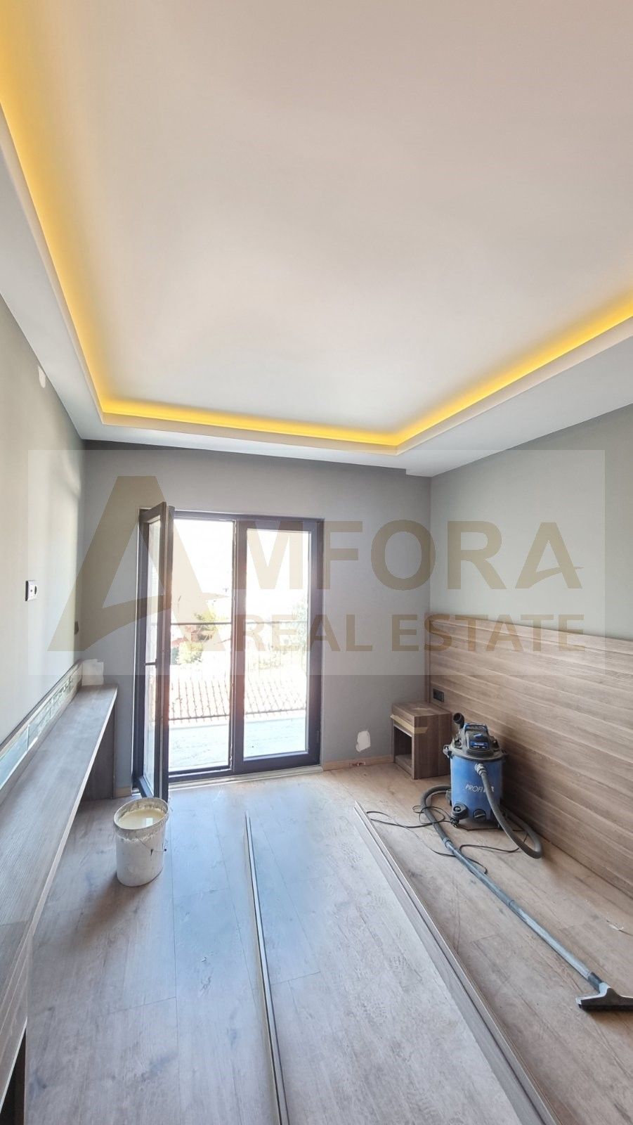 Ekskluzivna ponuda: Novi luksuzni hotel sa 25 soba, bazenom i pogledom na more u srcu Budve - Amfora Real Estate