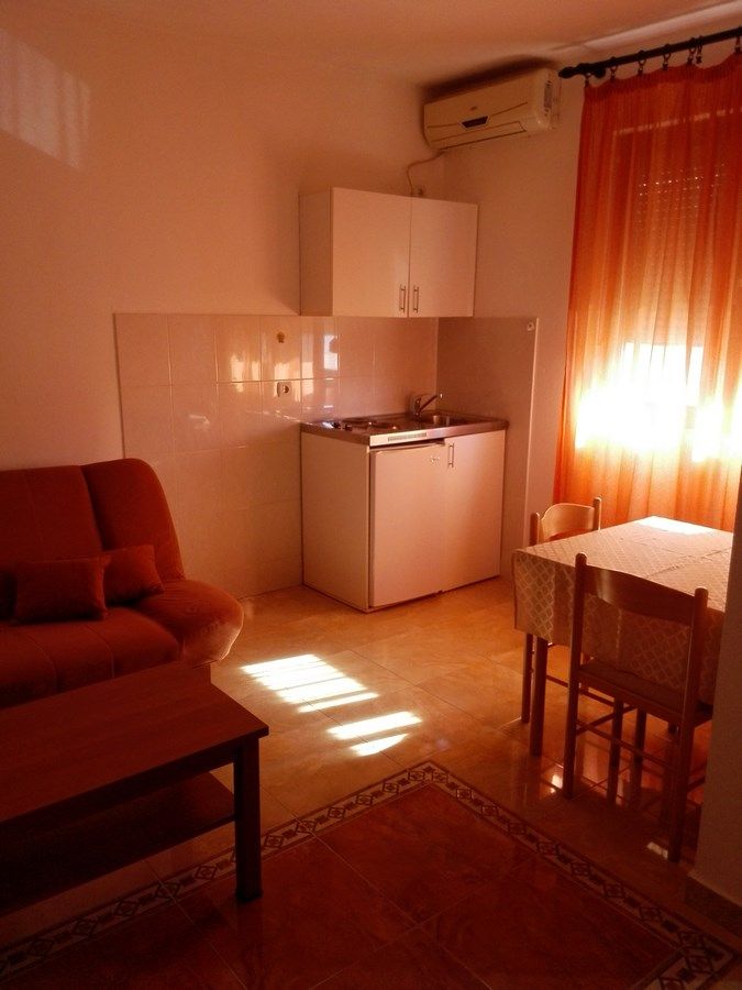 amforaproperty.com/Prodaje se apart-hotel – Šušanj, Bar.