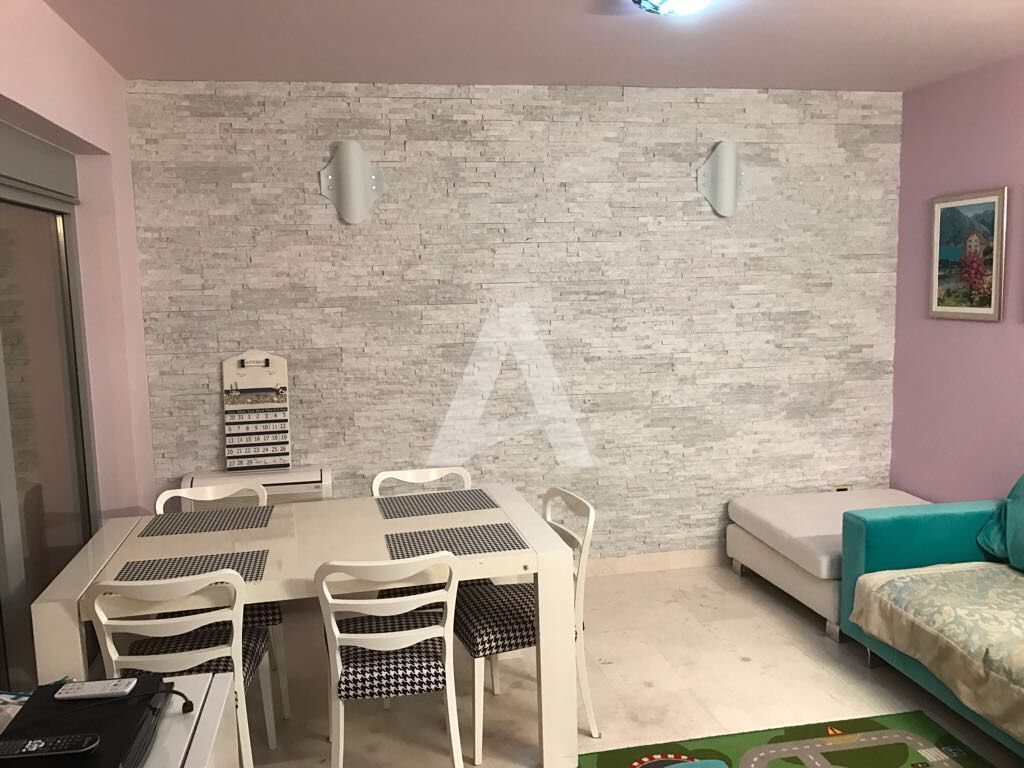 amforaproperty.com/Vila na obali mora, Stoliv