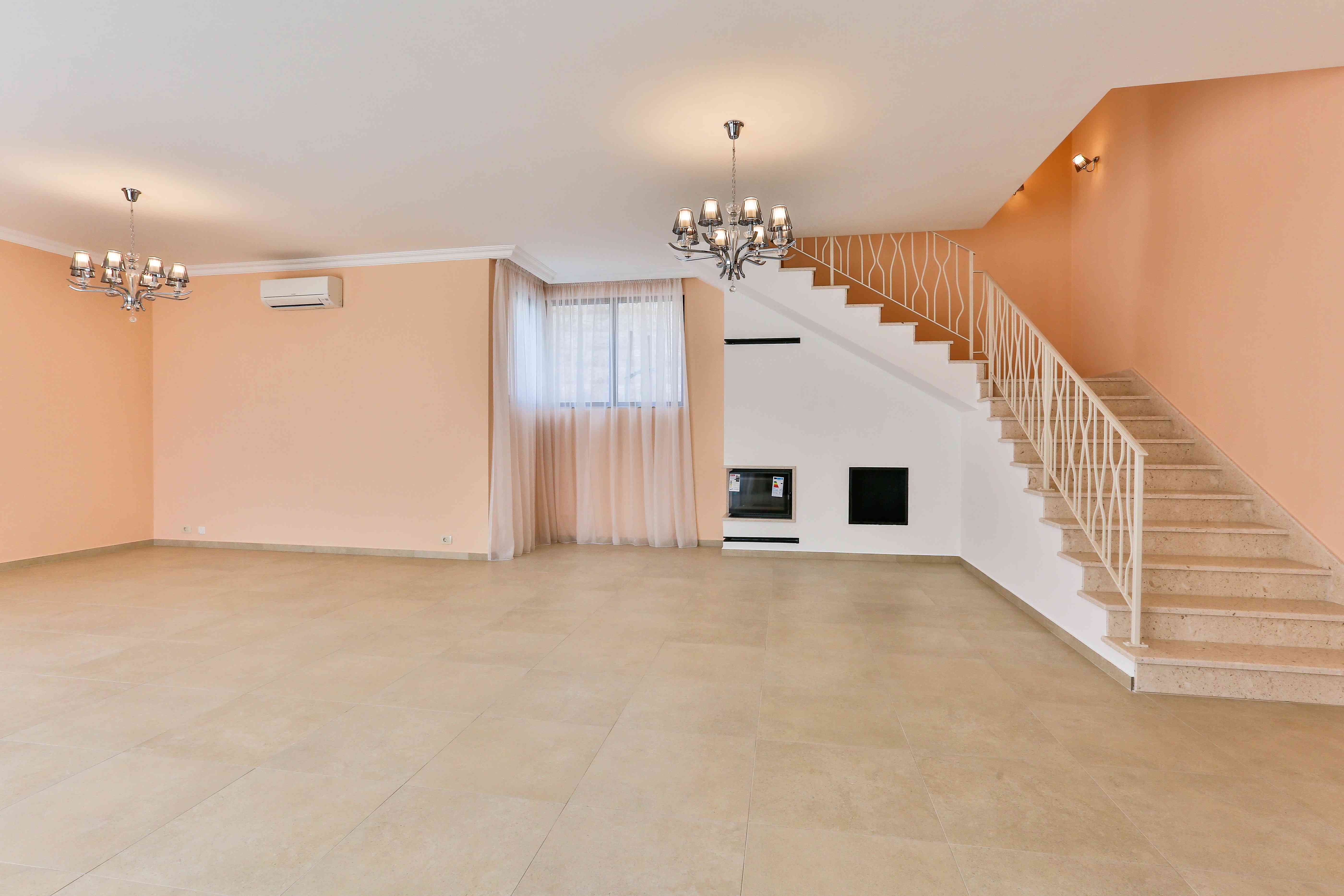 amforaproperty.com/LUKSUZNA VILA TIVAT