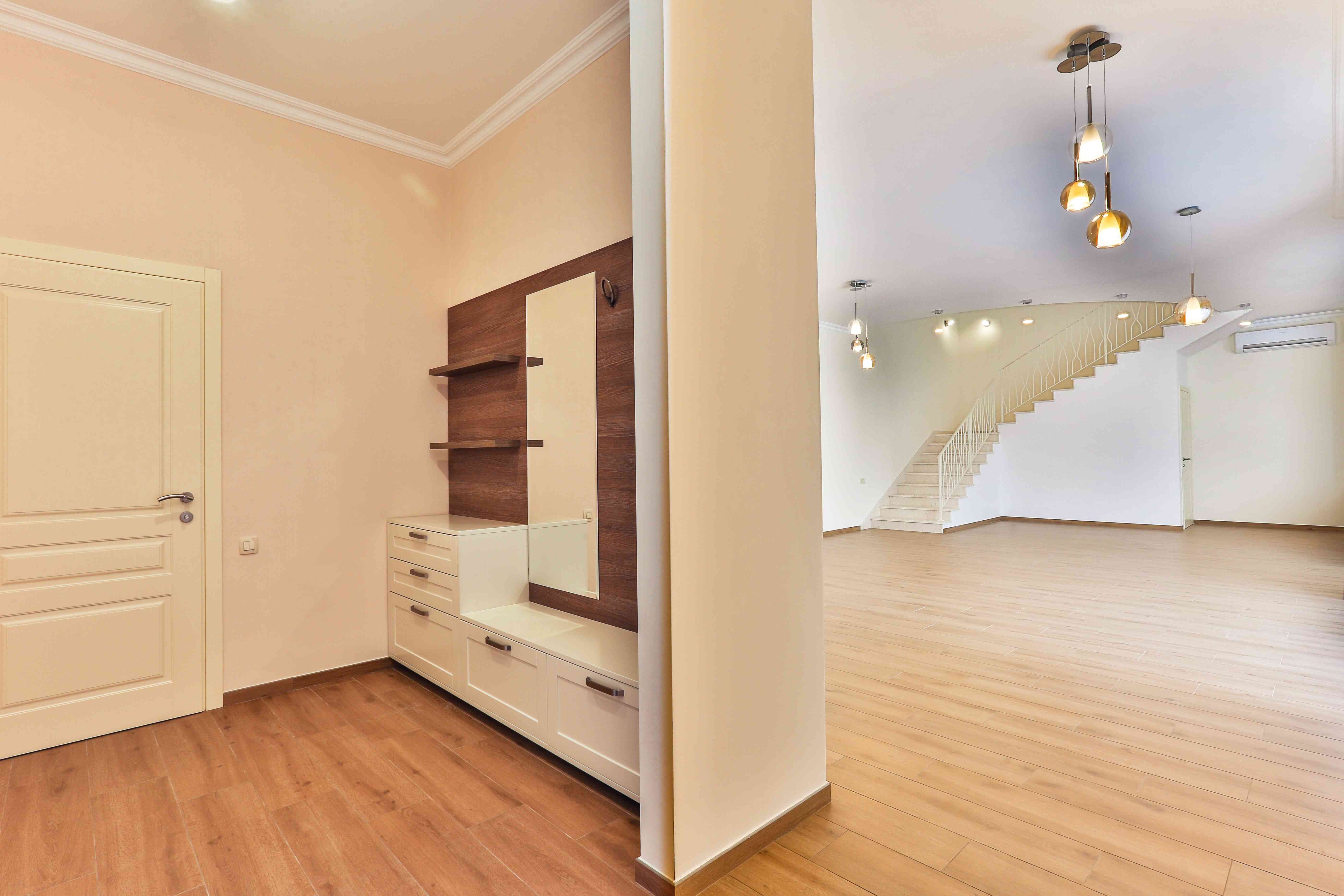 amforaproperty.com/EKSKLUZIVNA PRODAJA VILA TIVAT