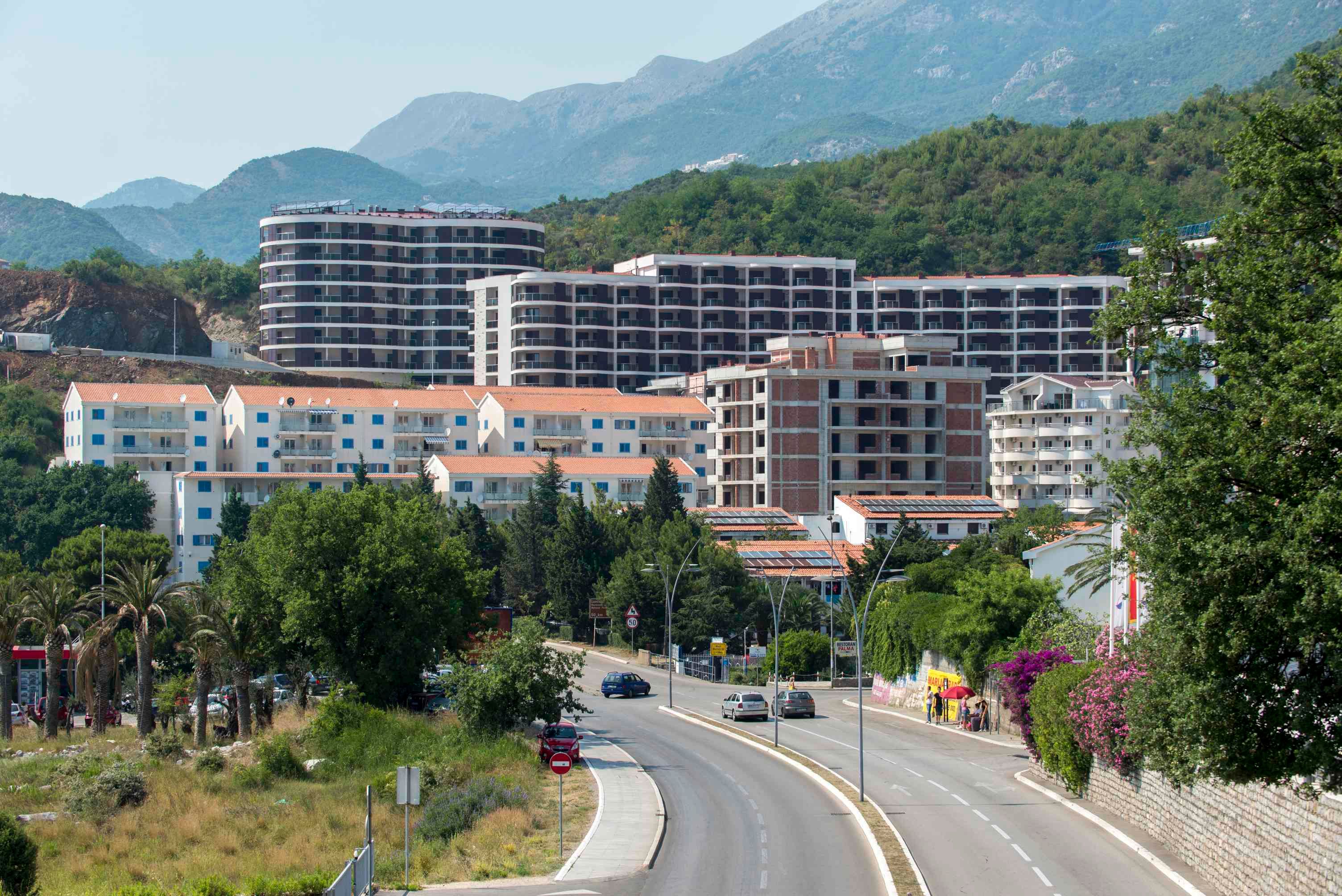 amforaproperty.com/Luksuzni apartmani na prodaju – Becici