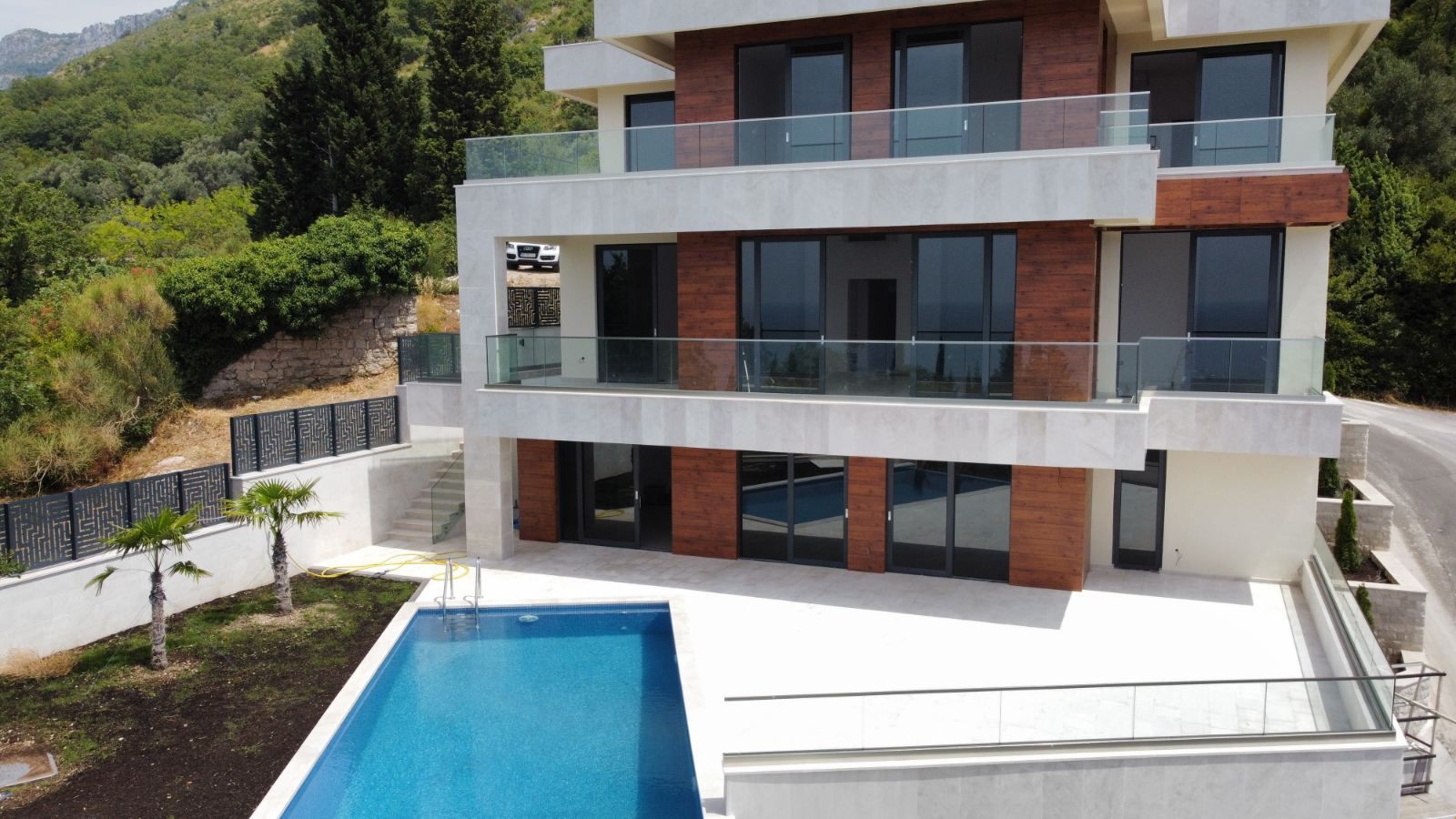 DROBNI PIJESAK,NOVA LUKSUZNA VILA SA BAZENOM I POGLEDOM NA MORE - Amfora Real Estate