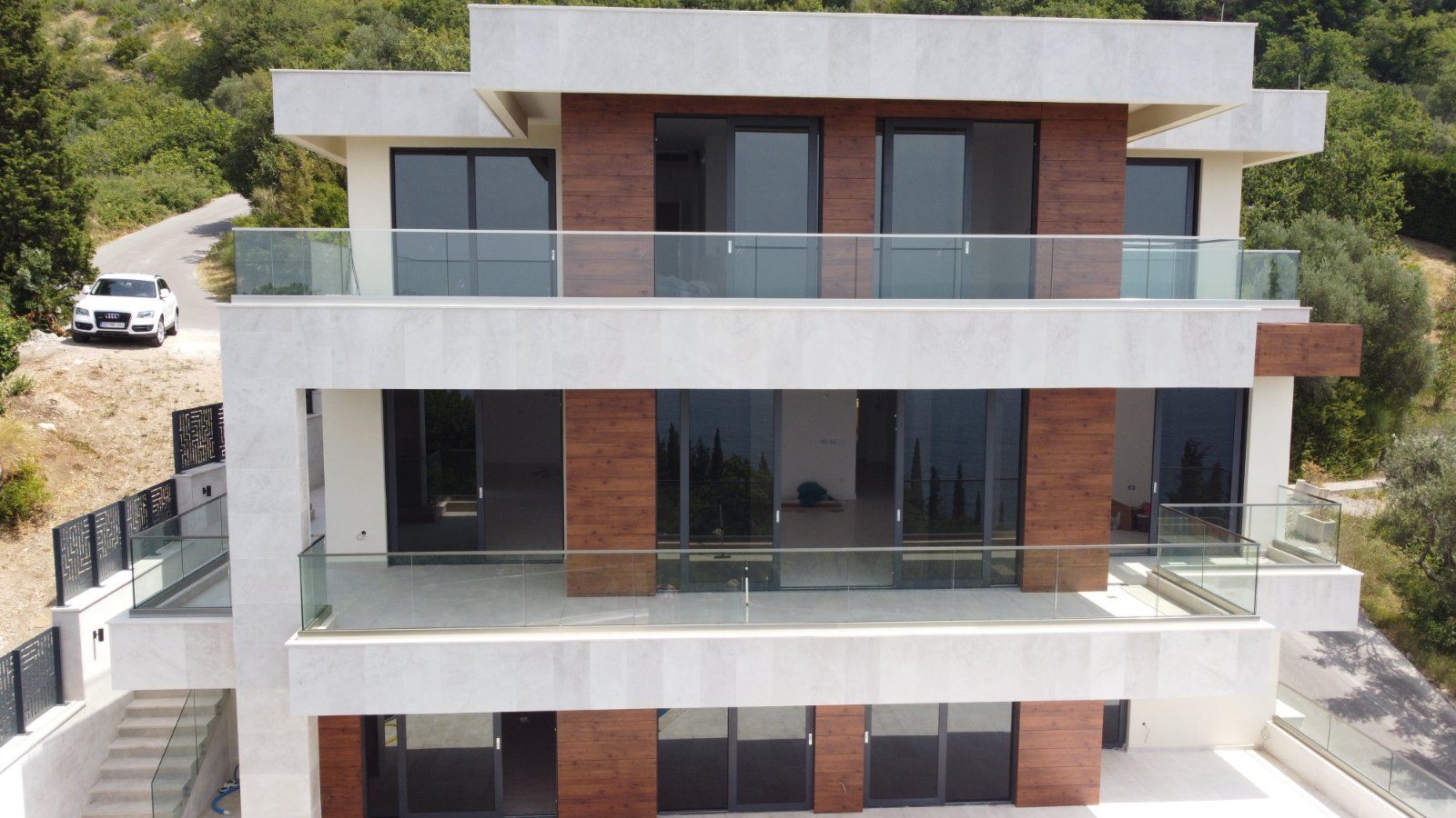 DROBNI PIJESAK,NOVA LUKSUZNA VILA SA BAZENOM I POGLEDOM NA MORE - Amfora Real Estate