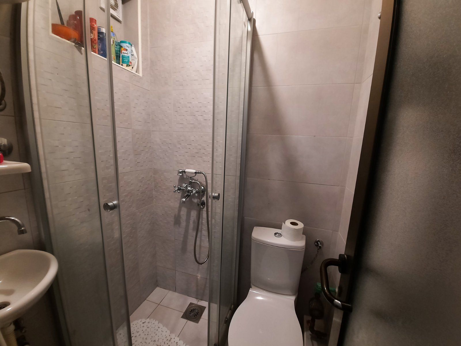 Jednosoban stan 43m² sa privatnim dvorištem 23m² – Golubovina, Budva - Amfora Real Estate