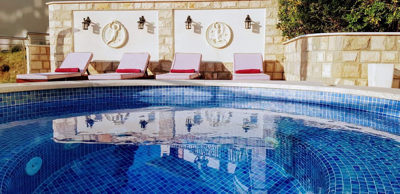 Ekstra luksuzan penthouse sa panoramskim pogledom na more,Bečici - Amfora Real Estate