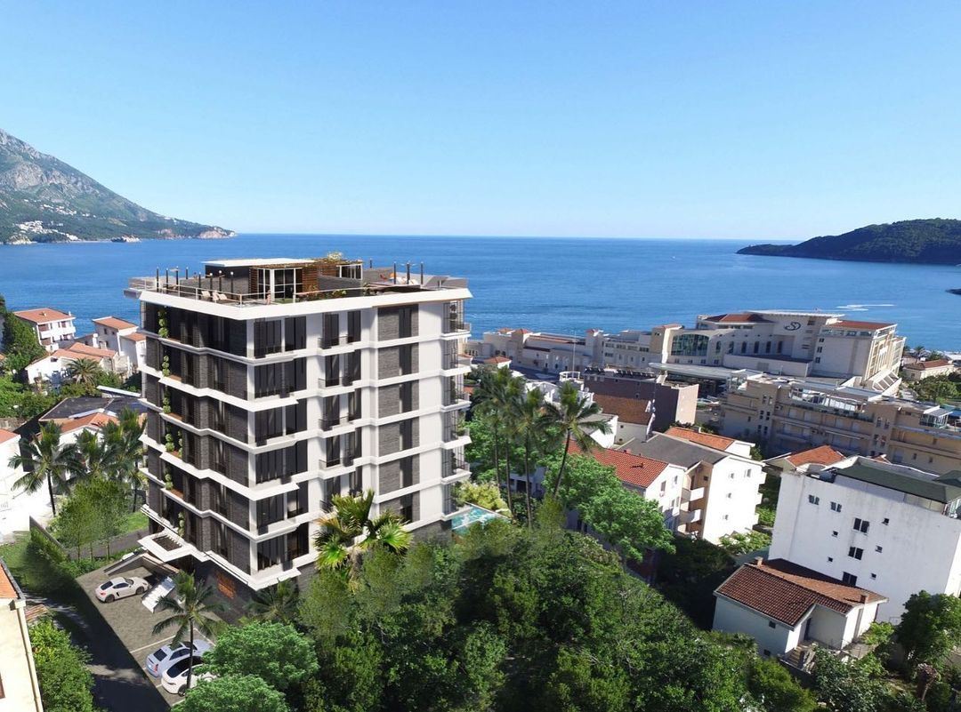 Jednosoban stan sa pogledom na more 59 m2 , preko puta hotela Splendid - Amfora Real Estate
