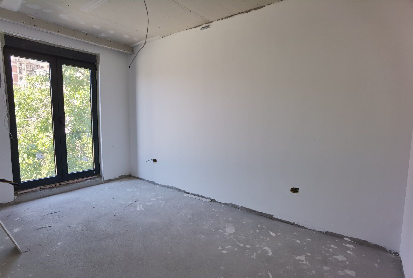 Jednosoban stan sa pogledom na more 59 m2 , preko puta hotela Splendid - Amfora Real Estate