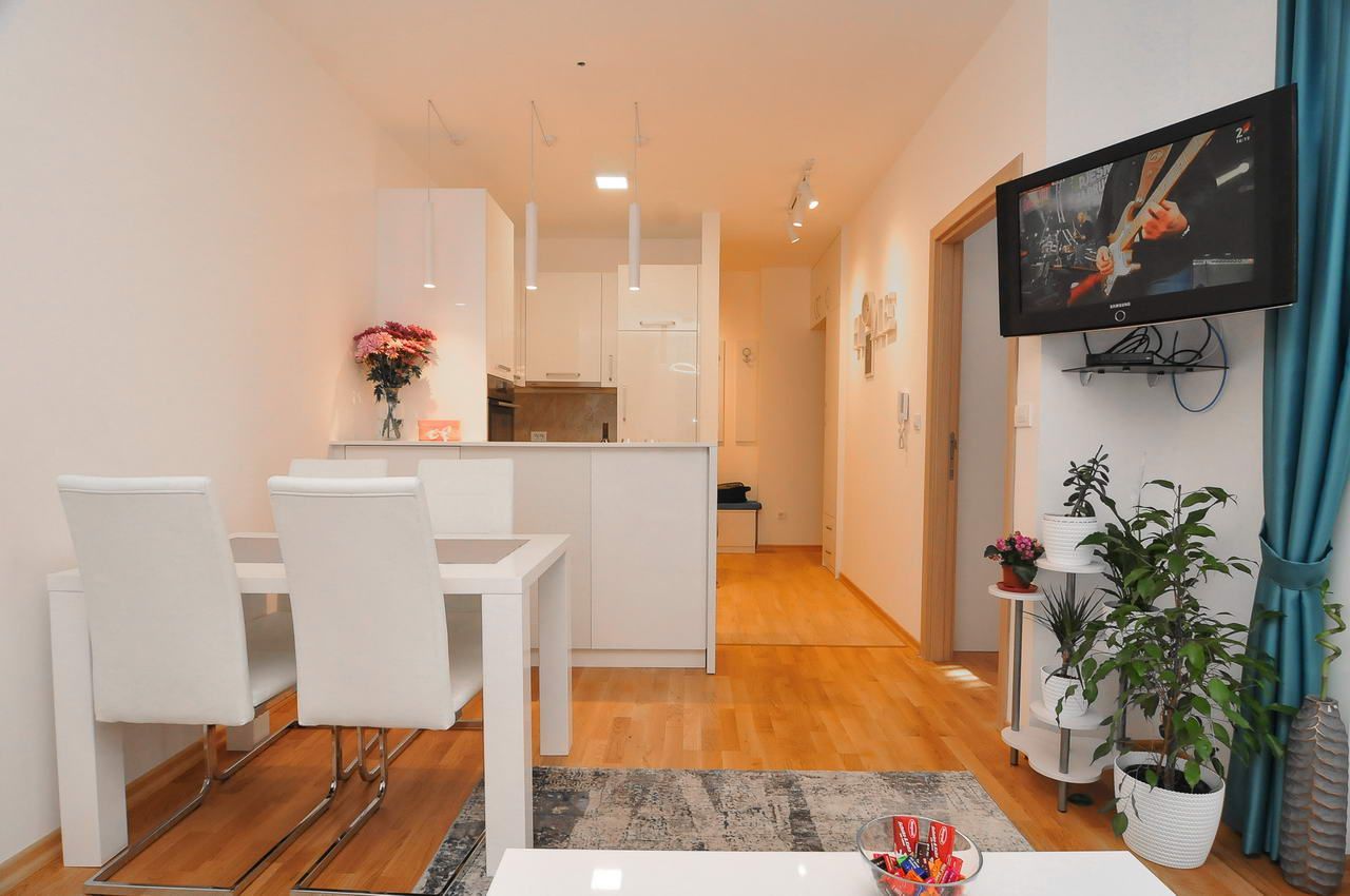 Prelijep, luksuzno opremljen jednosoban stan 42m2, The Old Bakery, Budva - Amfora Real Estate