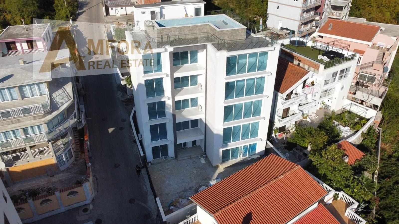 Novi hotelski objekat na prodaju!  Bečići-Budva - Amfora Real Estate