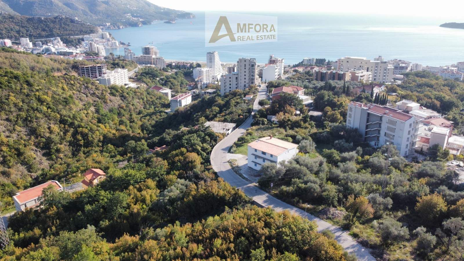 Novi hotelski objekat na prodaju!  Bečići-Budva - Amfora Real Estate