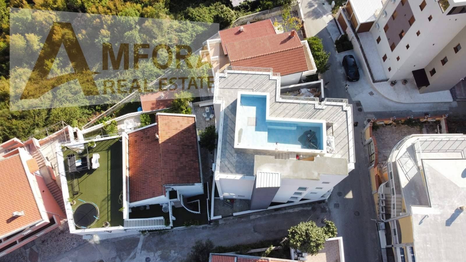 Novi hotelski objekat na prodaju!  Bečići-Budva - Amfora Real Estate