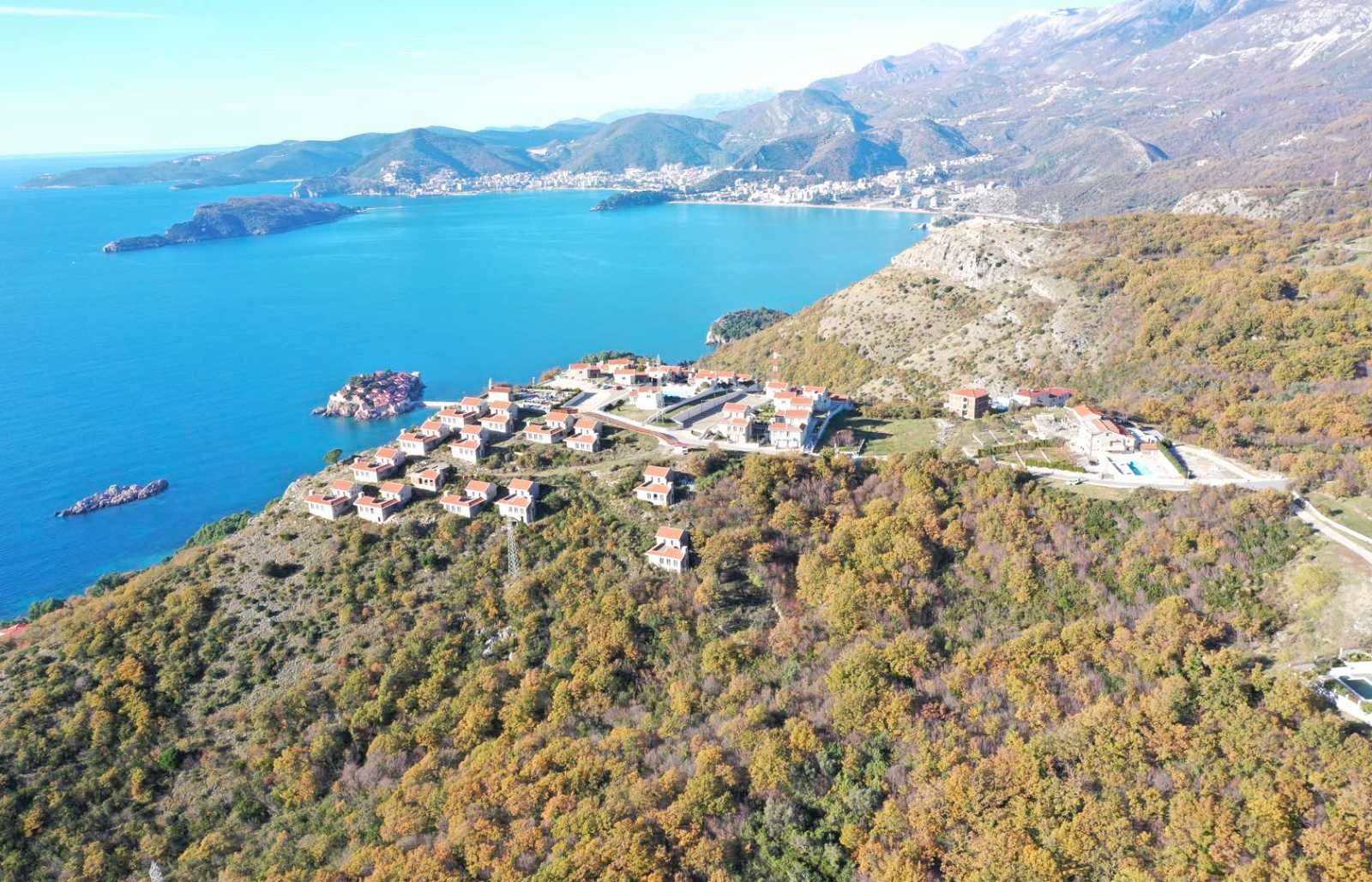 Plac 5343m2 sa pogledom na more Tudorovići,Budva. - Amfora Real Estate