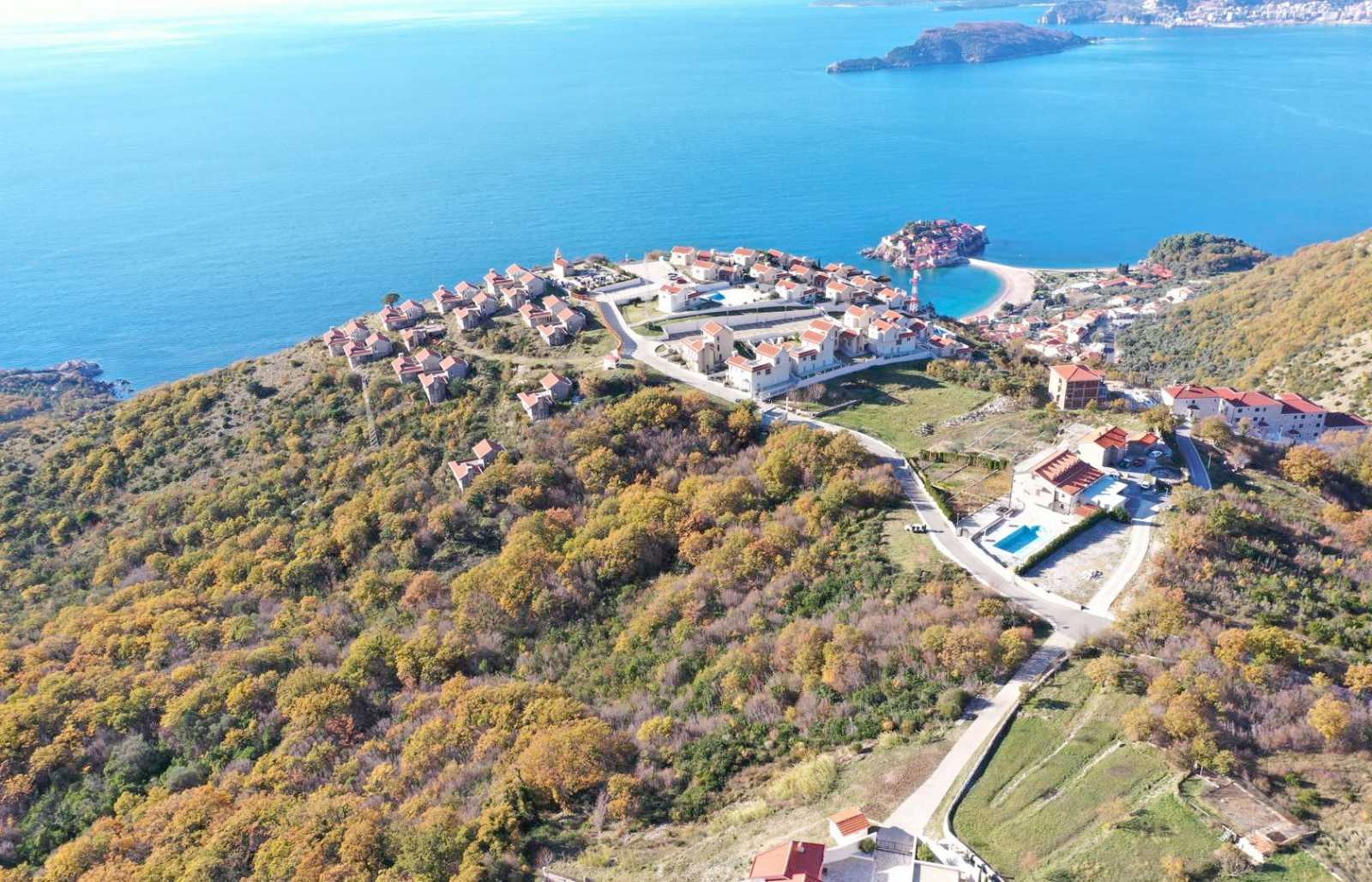 Plac 5343m2 sa pogledom na more Tudorovići,Budva. - Amfora Real Estate