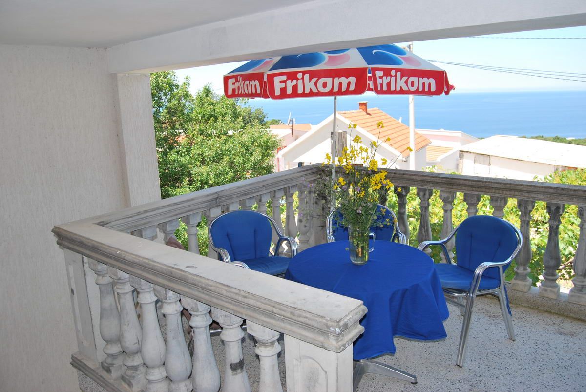 Kuća 153m2 sa pogledom na more. UTJEHA, BAR - Amfora Real Estate