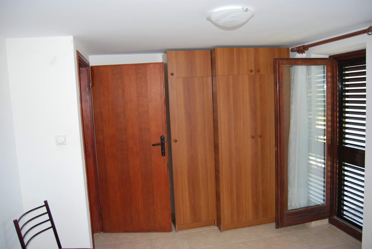 Kuća 153m2 sa pogledom na more. UTJEHA, BAR - Amfora Real Estate