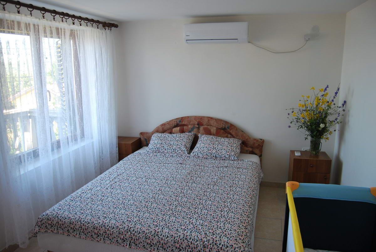 Kuća 153m2 sa pogledom na more. UTJEHA, BAR - Amfora Real Estate