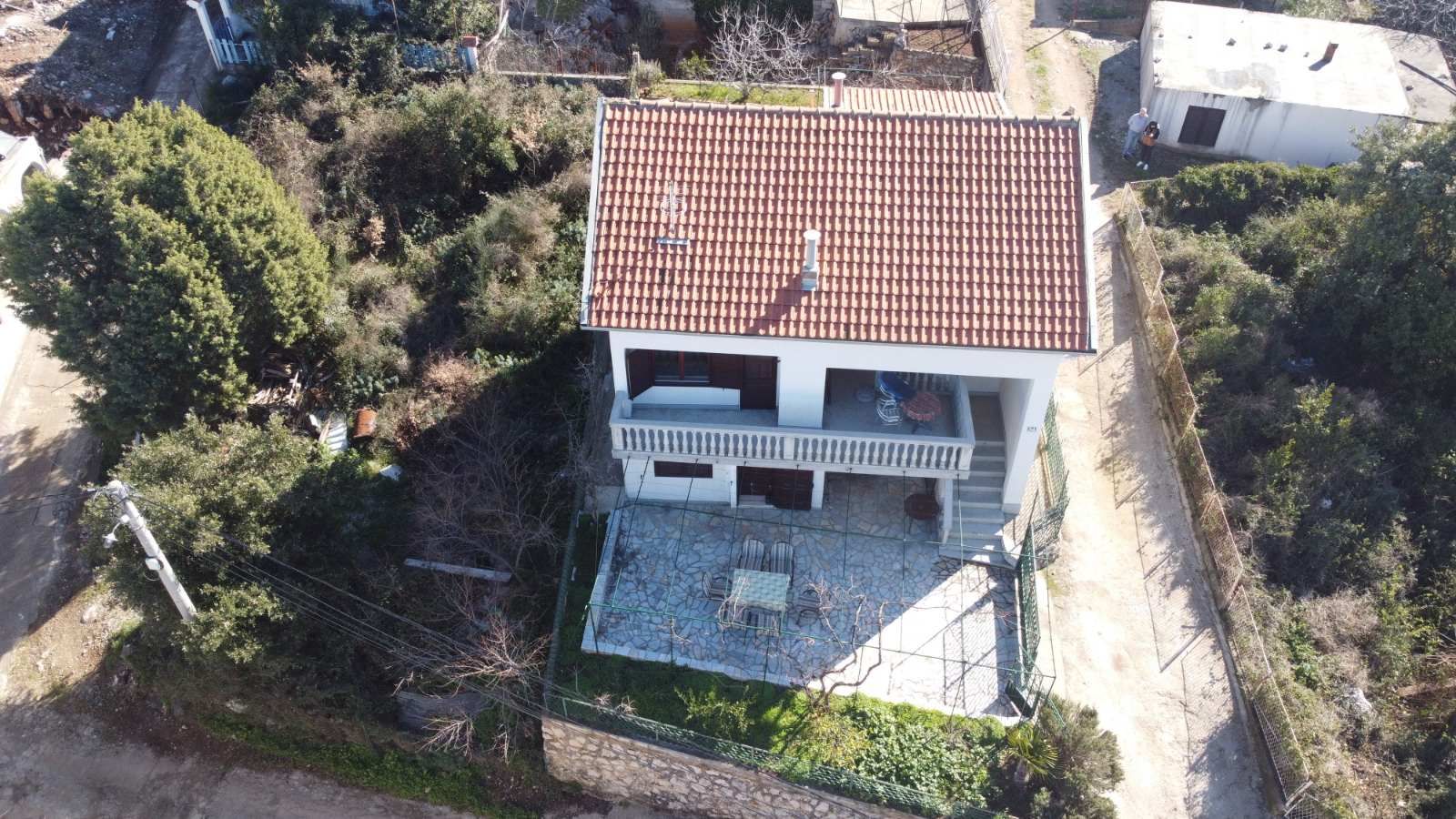 Kuća 153m2 sa pogledom na more. UTJEHA, BAR - Amfora Real Estate