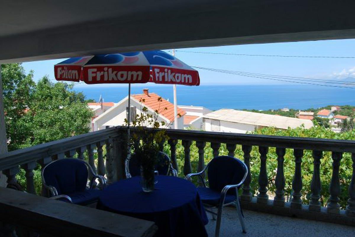 Kuća 153m2 sa pogledom na more. UTJEHA, BAR - Amfora Real Estate