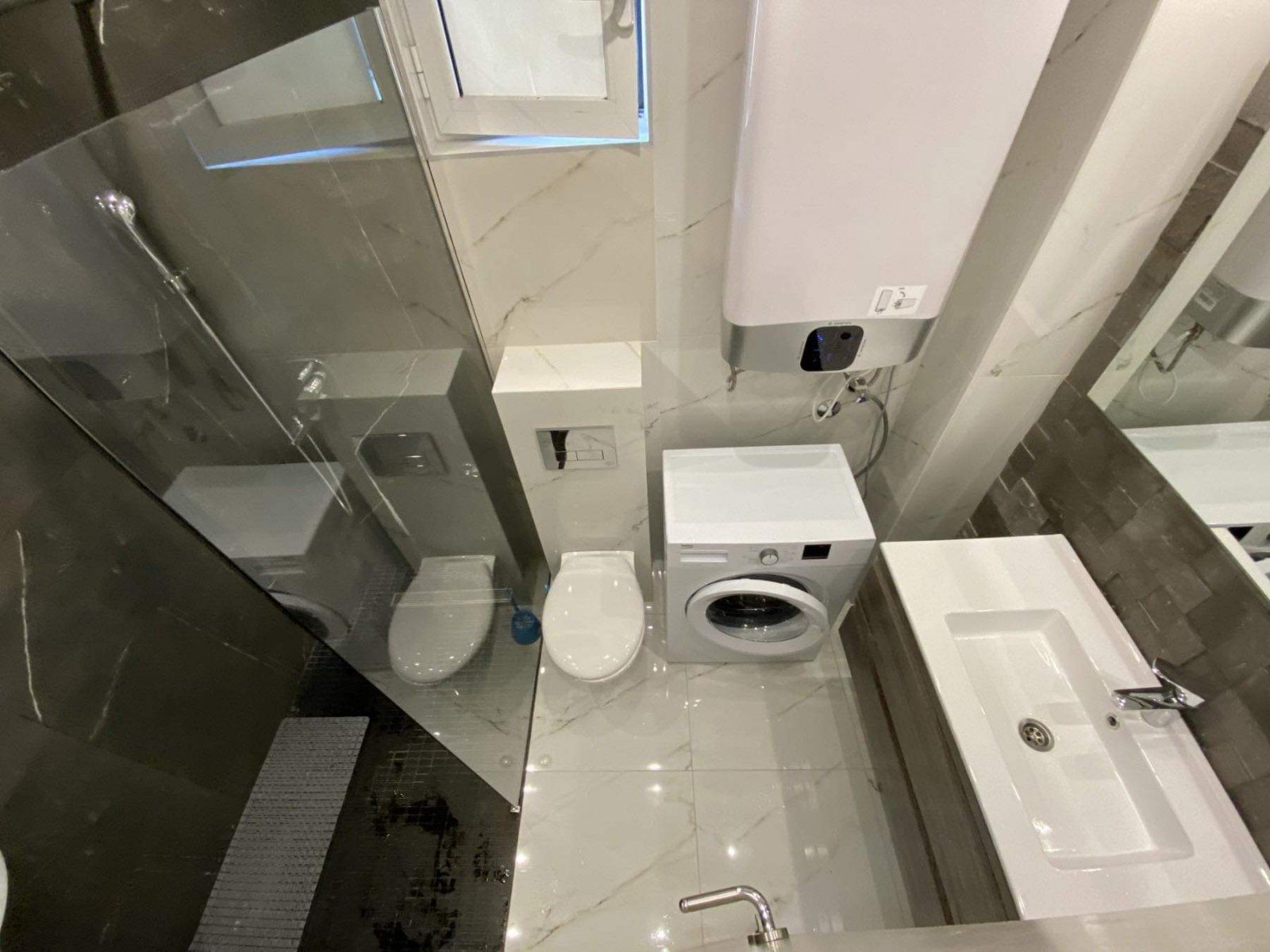 Jednosoban kompletno renoviran stan 44m2+5m2 terase. Golubovina, Budva - Amfora Real Estate