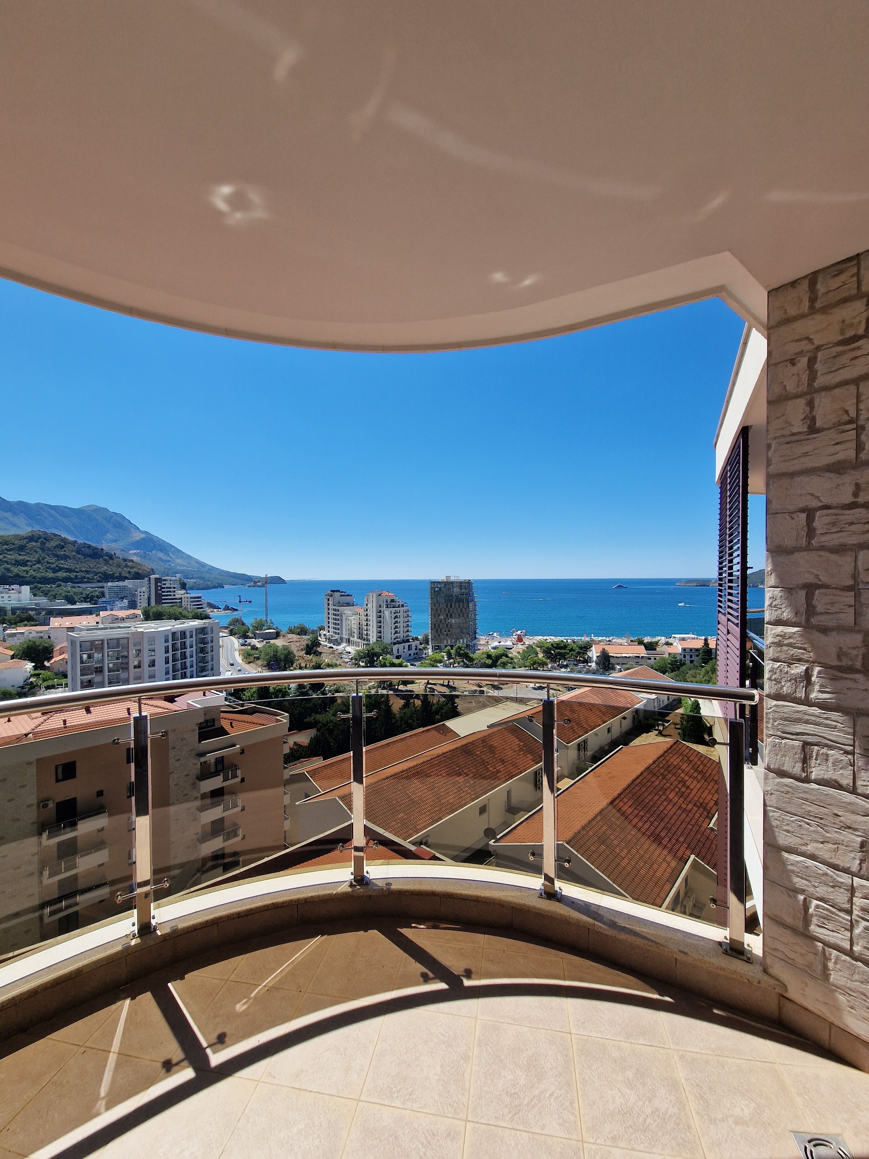 Nov dvosoban stan 103m2 sa pogledom na more. Anatolia, Bečići - Amfora Real Estate