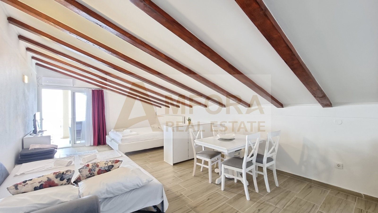 Kuća sa bazenom i pogledom na more u Kuljačama - Amfora Real Estate