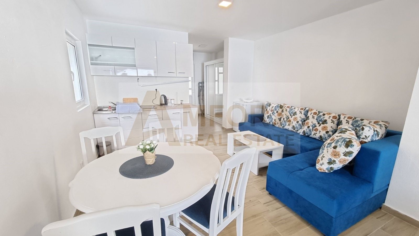 Kuća sa bazenom i pogledom na more u Kuljačama - Amfora Real Estate