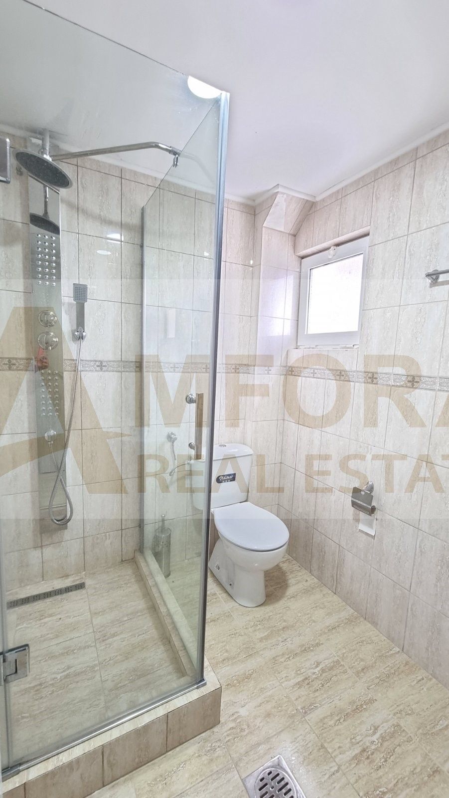 Kuća sa bazenom i pogledom na more u Kuljačama - Amfora Real Estate