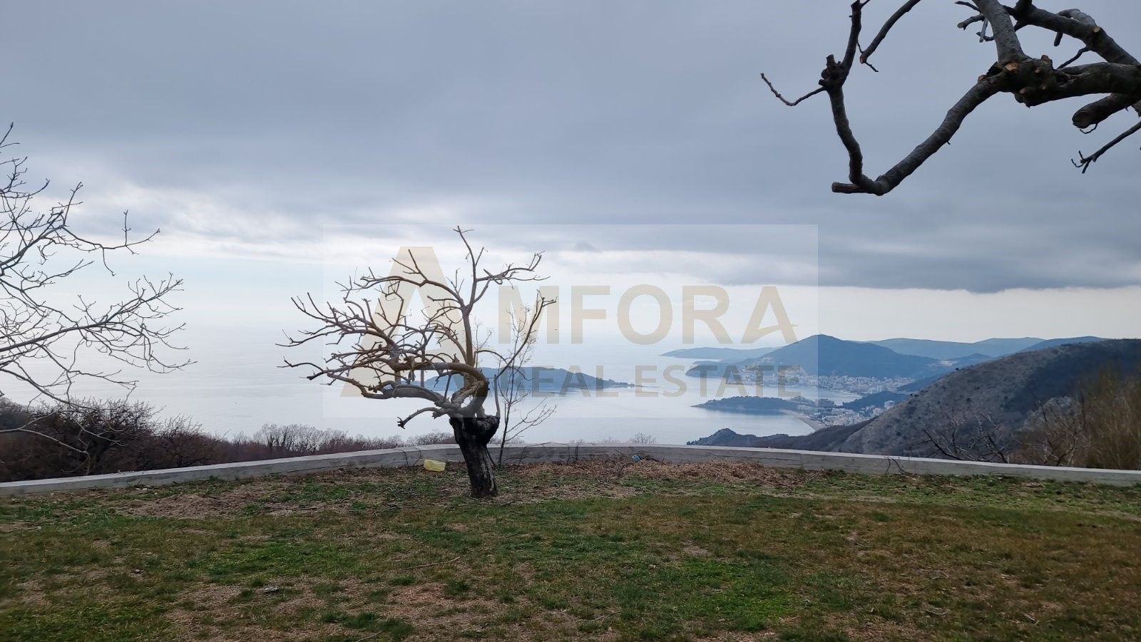 Kuća sa bazenom i pogledom na more u Kuljačama - Amfora Real Estate