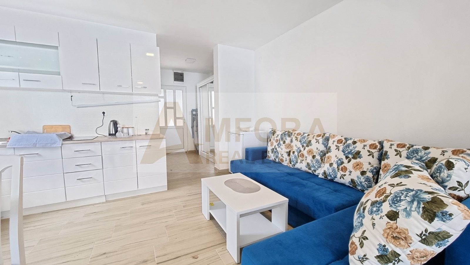 Kuća sa bazenom i pogledom na more u Kuljačama - Amfora Real Estate