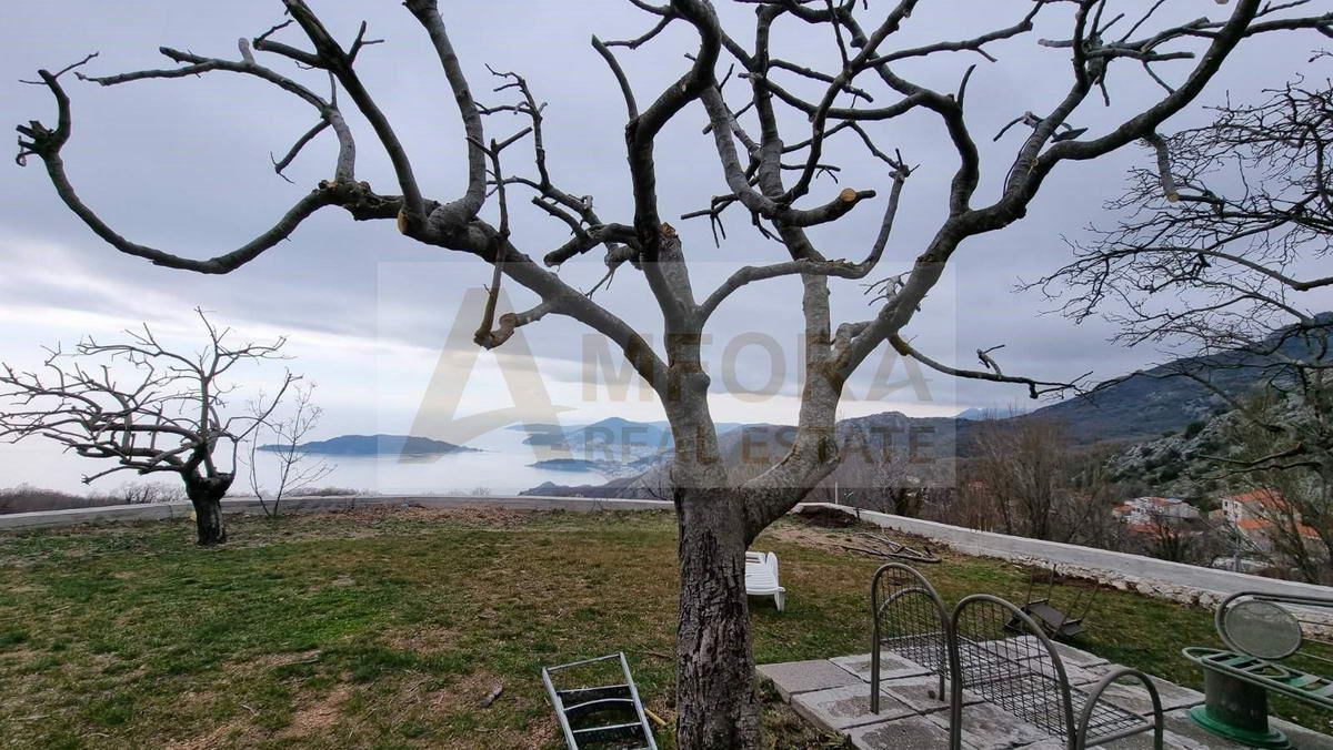 Kuća sa bazenom i pogledom na more u Kuljačama - Amfora Real Estate