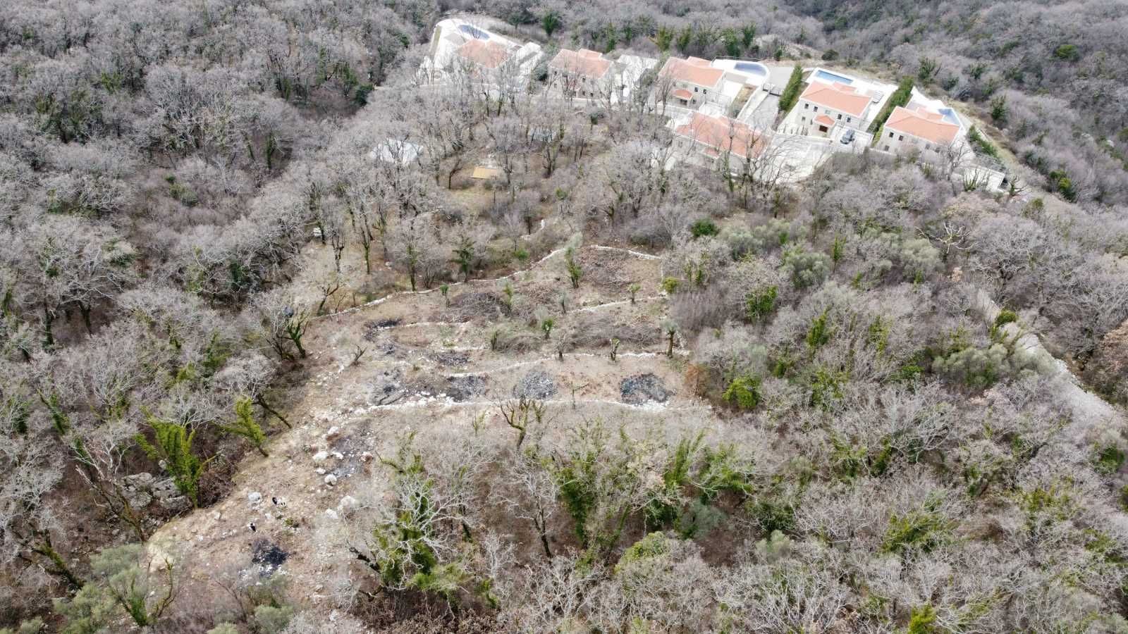 Urbanizovan plac sa prelepim pogledom na more u Kuljačama, opština Budva - 2170 m² - Amfora Real Estate