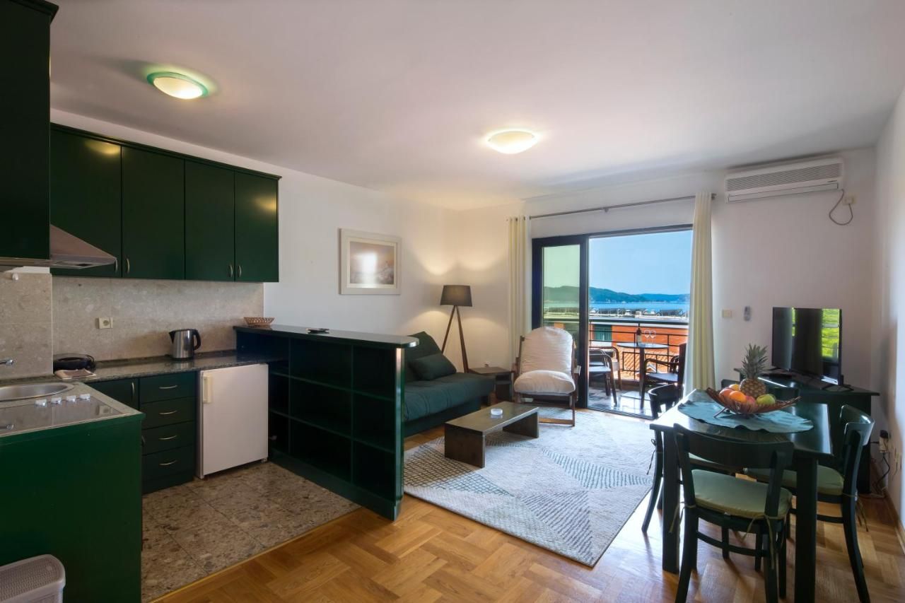 Jednosoban stan 45m2 sa pogledom na more,Przno-Budva (Na duzi vremenski period) - Amfora Real Estate