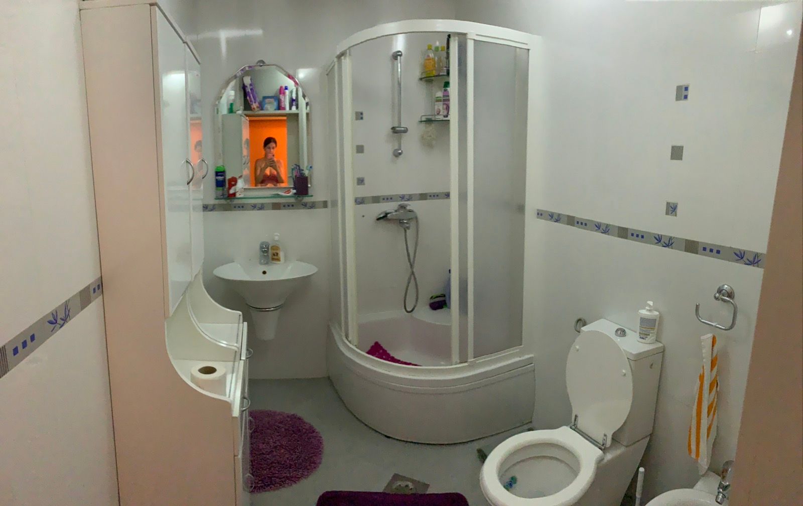 Četvorosoban stan u Tivtu kod Porto Montenegra. Odlična lokacija! - Amfora Real Estate