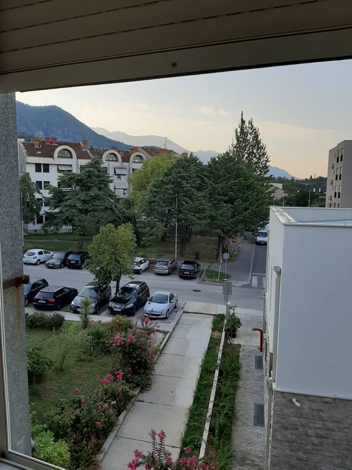 Četvorosoban stan u Tivtu kod Porto Montenegra. Odlična lokacija! - Amfora Real Estate