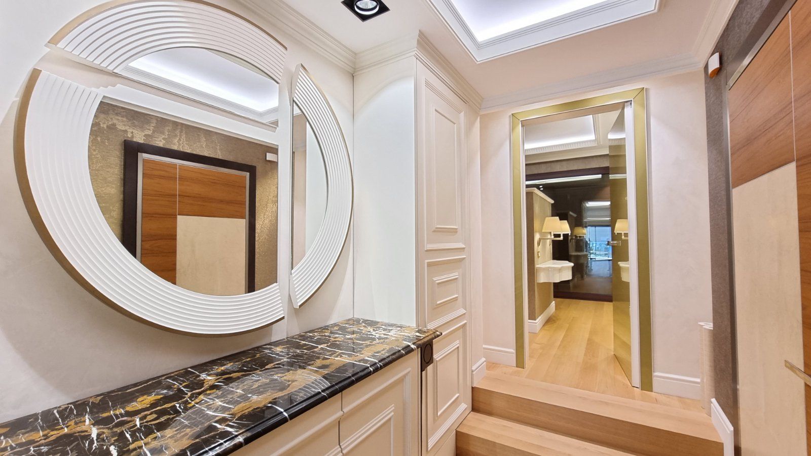 Dvosoban luksuzni stan 114m2 sa garaznim mestom u Budvi - Amfora Real Estate