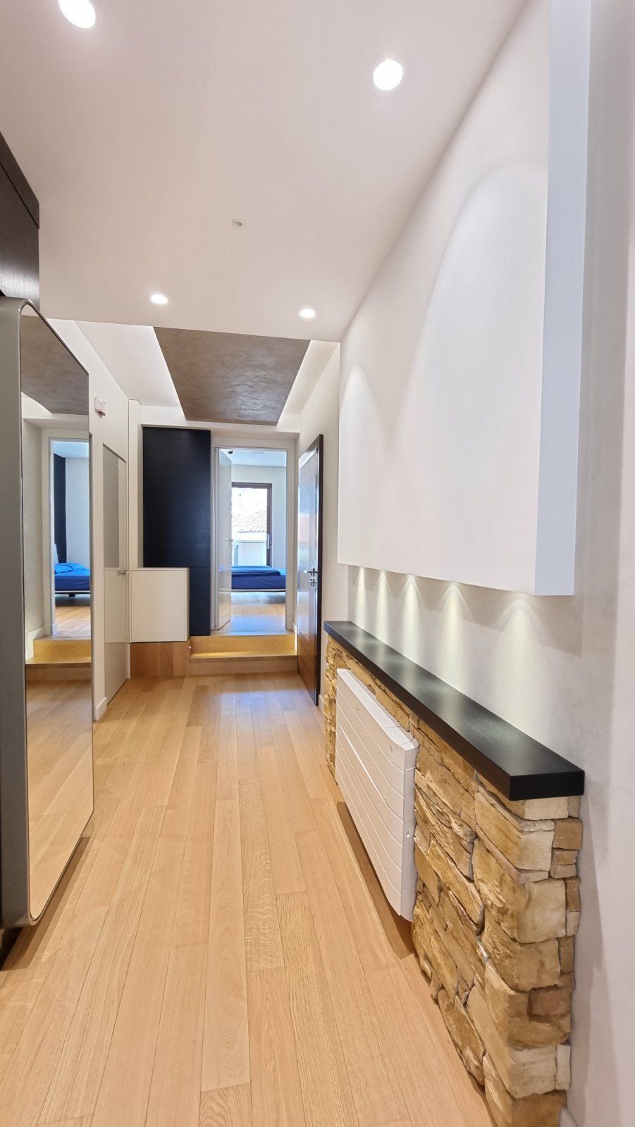 Na prodaju luksuzni dvosoban stan od 106 m² u Budvi – odlična lokacija - Amfora Real Estate