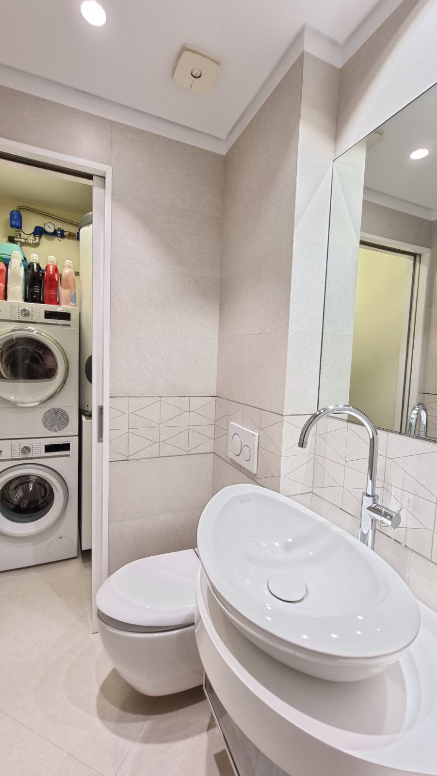 Na prodaju luksuzni dvosoban stan od 106 m² u Budvi – odlična lokacija - Amfora Real Estate