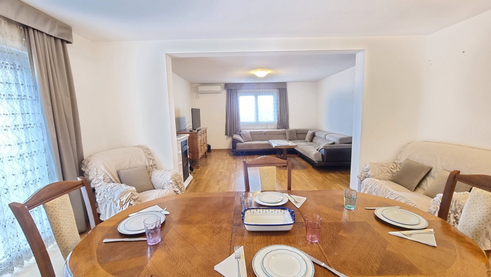 Trosoban stan sa pogledom na more , Seoce - Amfora Real Estate