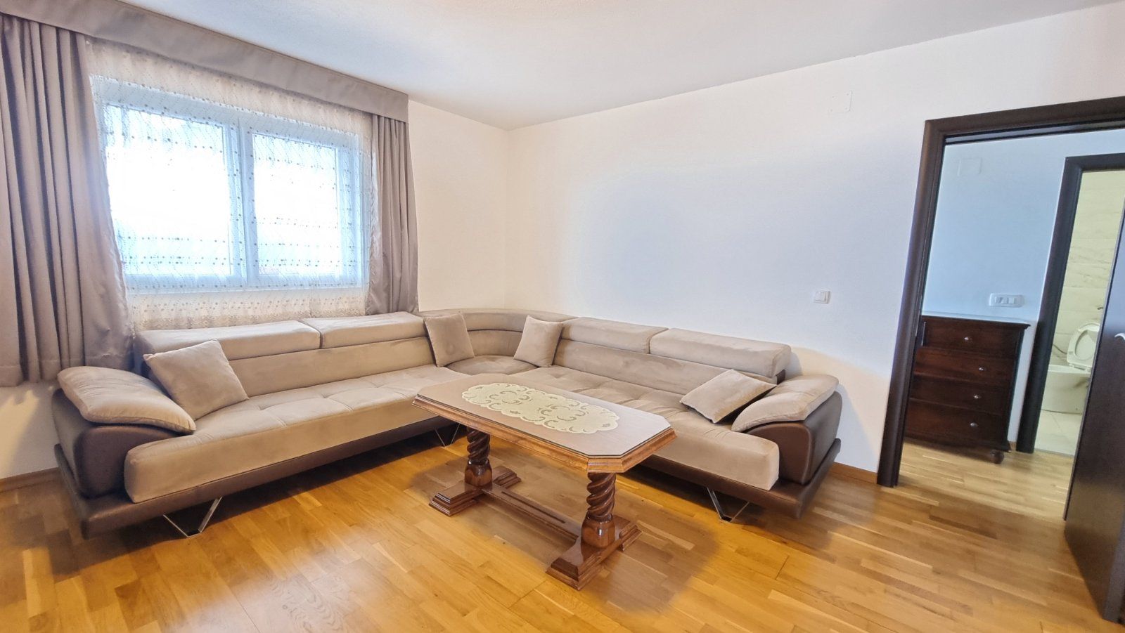 Trosoban stan sa pogledom na more , Seoce - Amfora Real Estate