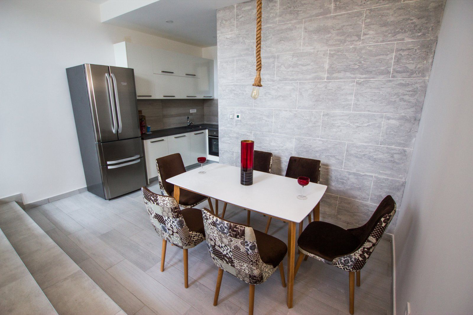 Vila sa bazenom i pogledom na more. Maine, Budva. - Amfora Real Estate