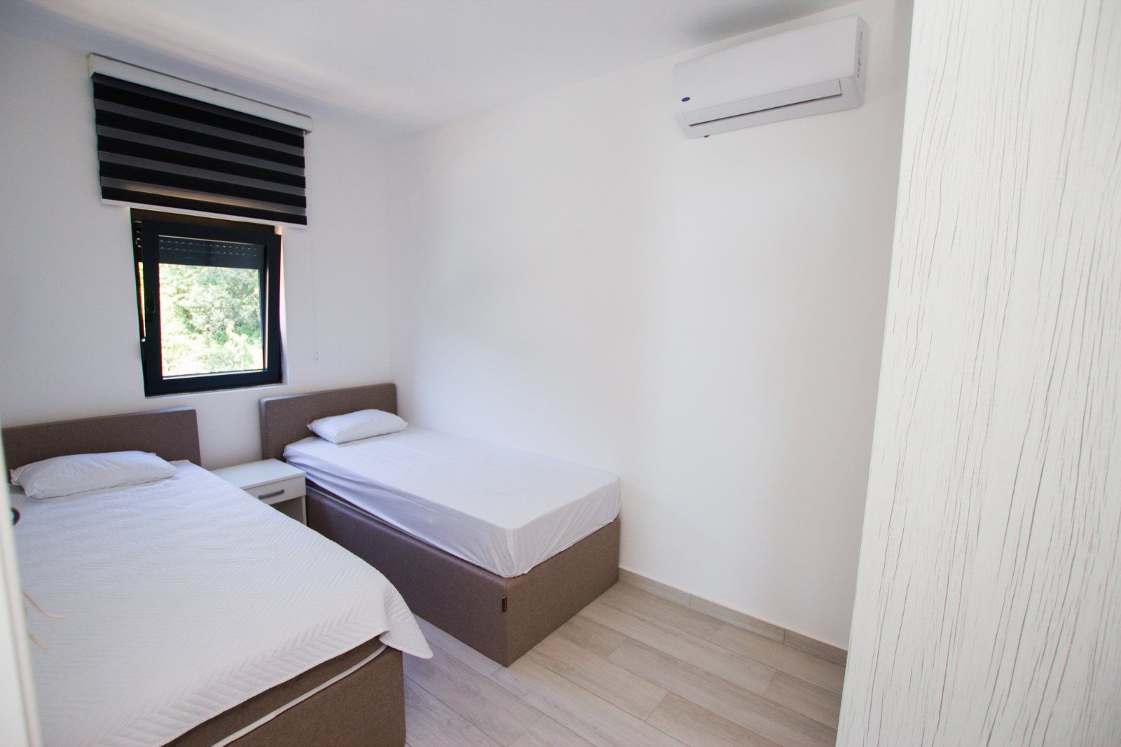 Vila sa bazenom i pogledom na more. Maine, Budva. - Amfora Real Estate