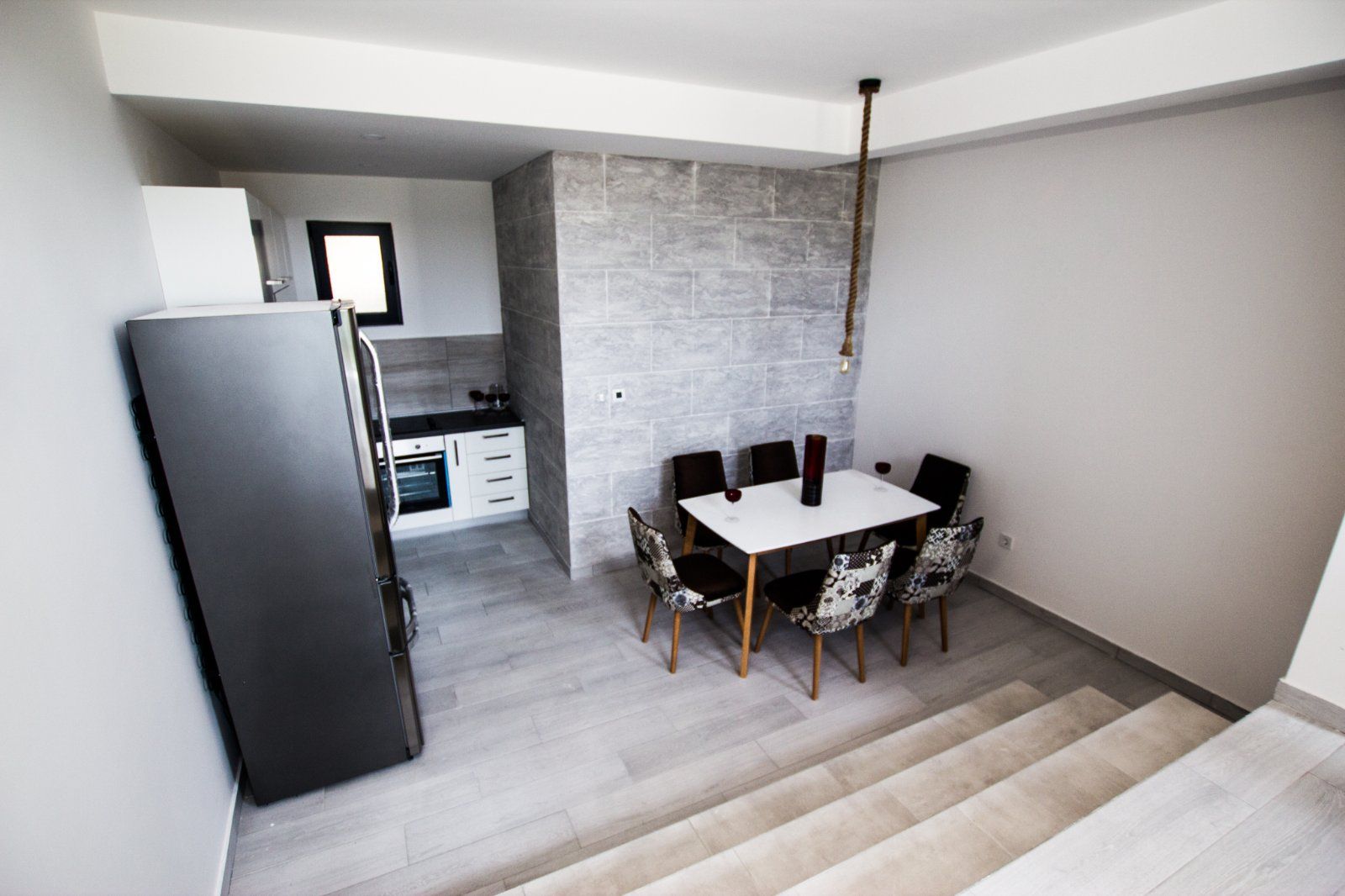 Vila sa bazenom i pogledom na more. Maine, Budva. - Amfora Real Estate