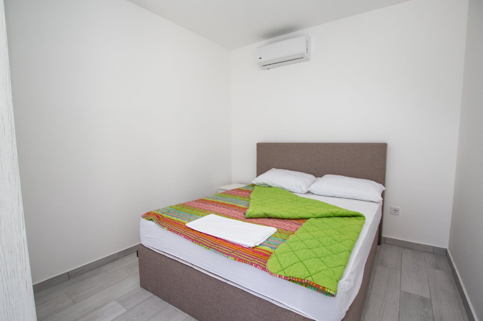 Vila sa bazenom i pogledom na more. Maine, Budva. - Amfora Real Estate