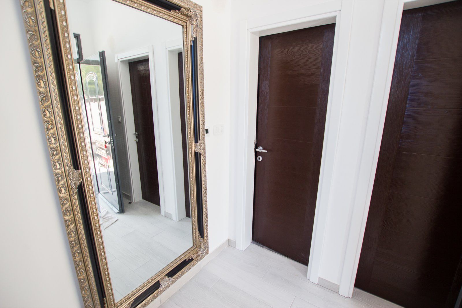 Vila sa bazenom i pogledom na more. Maine, Budva. - Amfora Real Estate